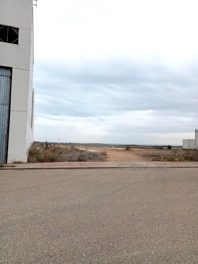 Terreny residencial en venda a Burguillos