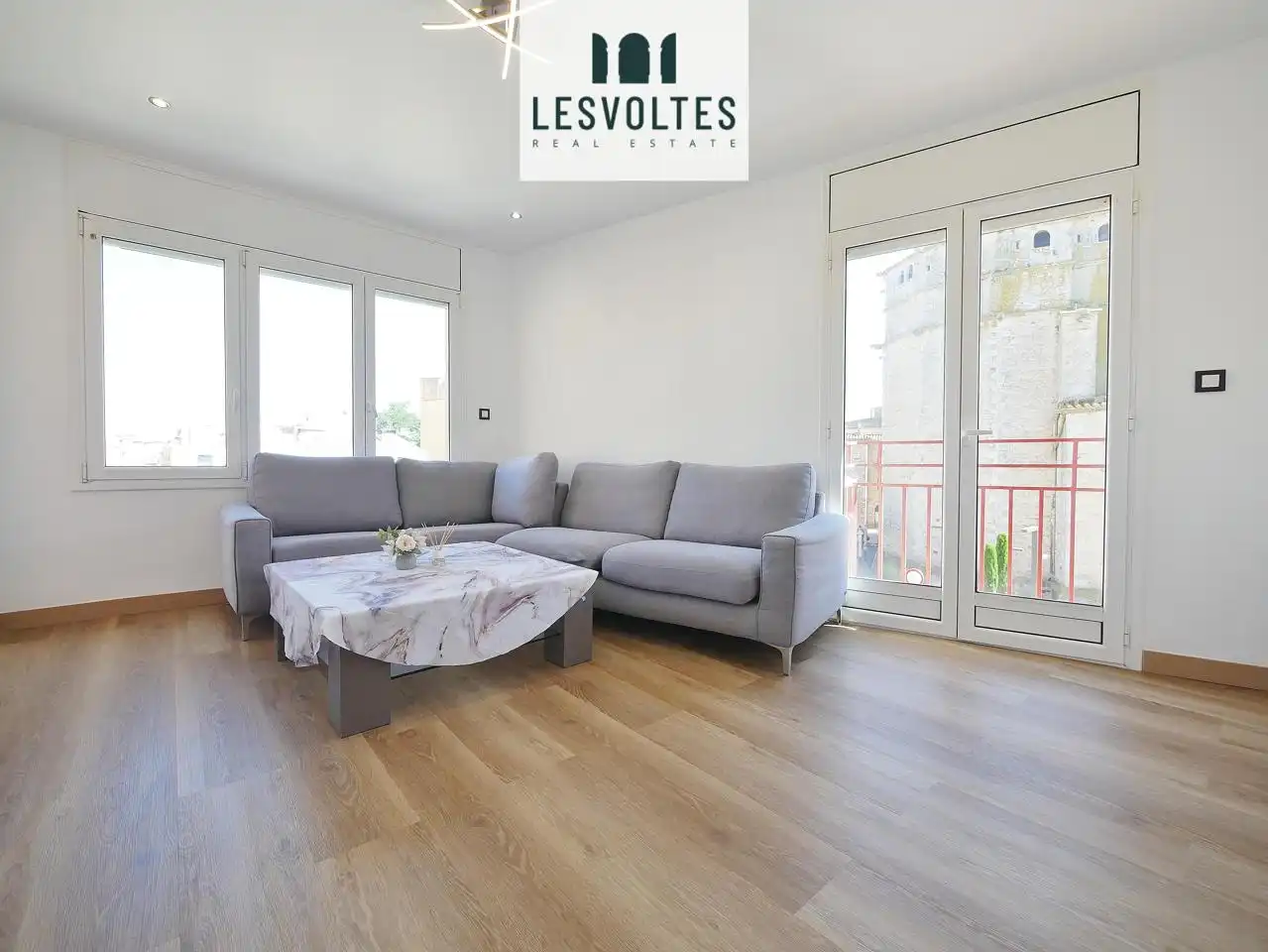 Wohnzimmer von Wohnung zum Verkauf in Palafrugell mit Heizung, Parkett und Balkon