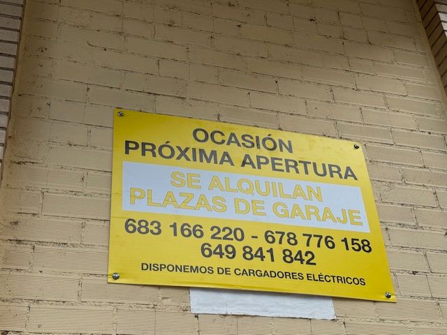 Aparcament de Garatge de lloguer en  Logroño
