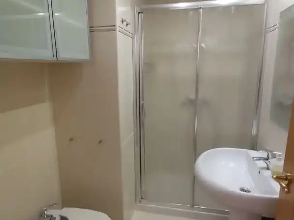 Bathroom of Flat for rent in Imaginalia - Llanos del Águila
