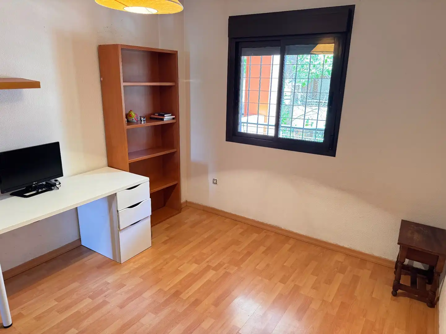 Dormitori de Apartament en venda en Roquetas de Mar amb Aire condicionat, Terrassa i Piscina comunitària