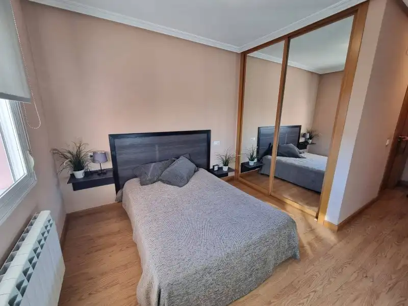 Habitación de Piso en venta en Plasencia con Aire acondicionado, Calefacción y Terraza