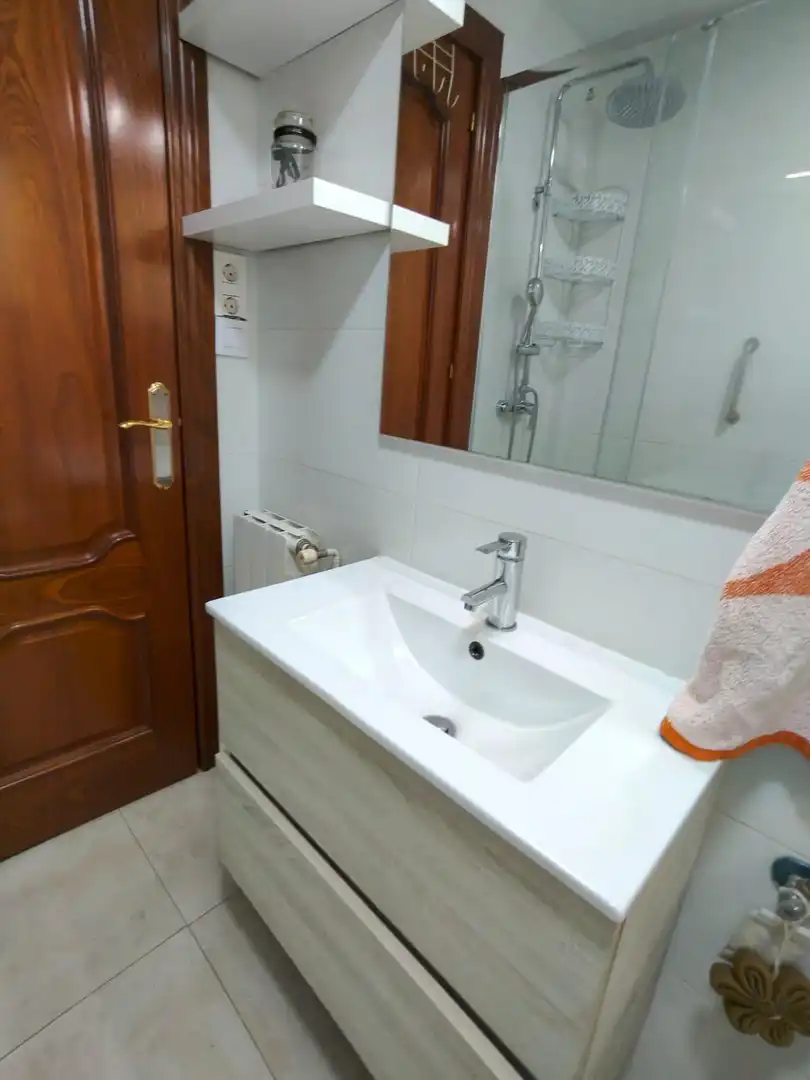 Bathroom of Flat for sale in Mollet del Vallès  with Heating, Parquet flooring and Balcony