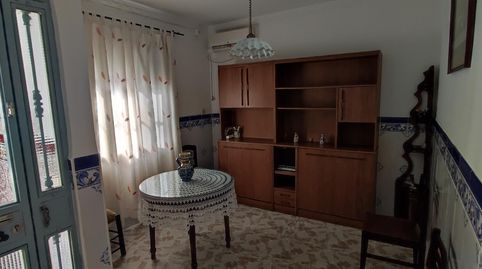 Foto 2 de Casa adosada en venta en Calle Clavel, Alcalá del Río, Sevilla