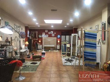 Business premises for sale in Oviedo - Calle LA LILA