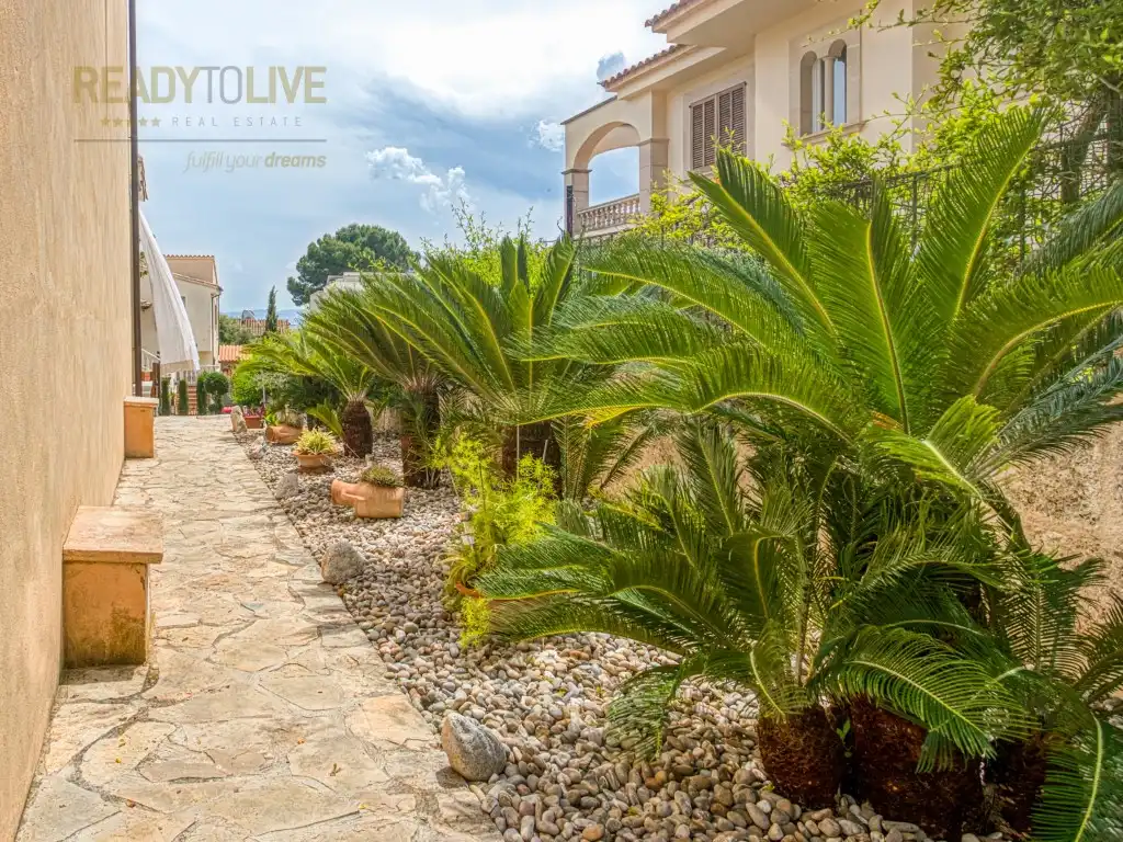 Außenansicht von Einfamilien-Reihenhaus zum Verkauf in Alcúdia mit Klimaanlage, Privatgarten und Terrasse