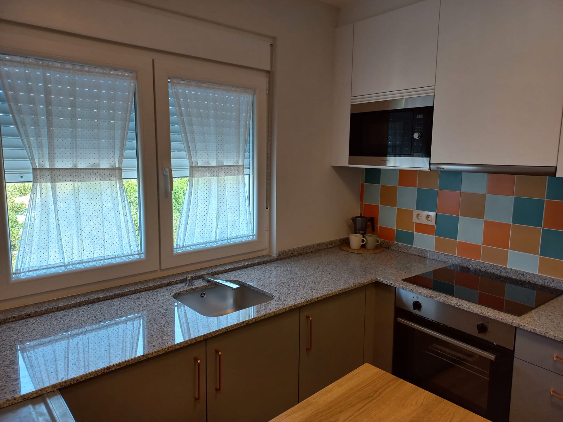 Kitchen of Flat to rent in Santiago de Compostela   with Heating, Terrace and Furnished