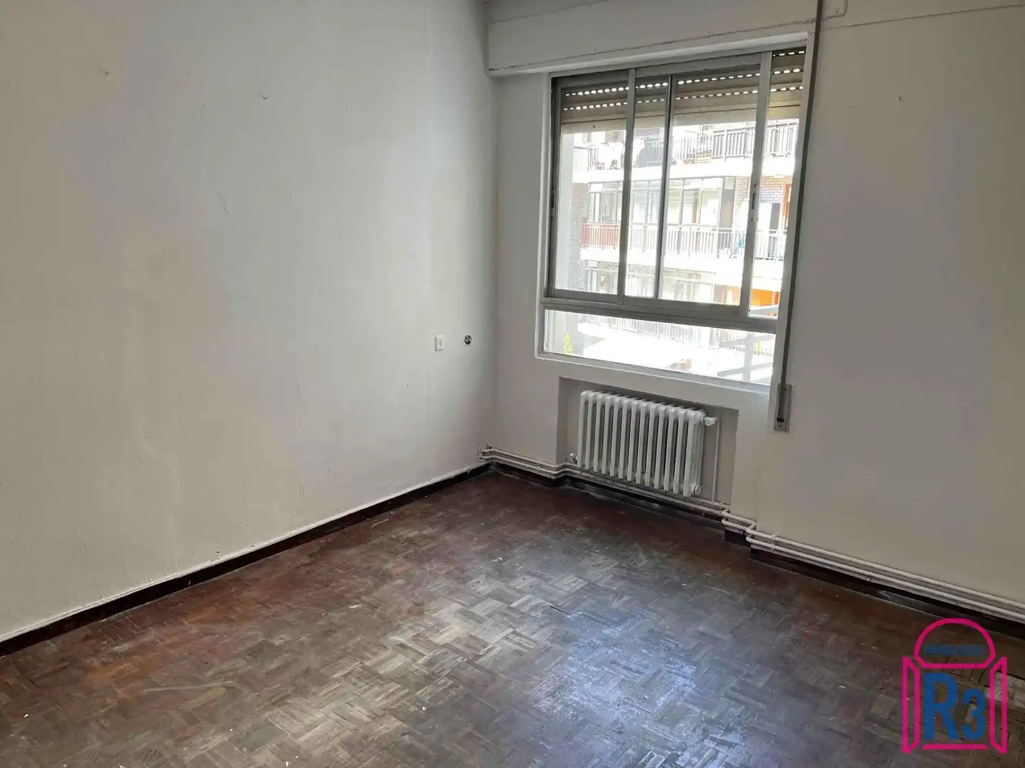 Habitación de Piso en venta en León Capital  con Calefacción y Terraza