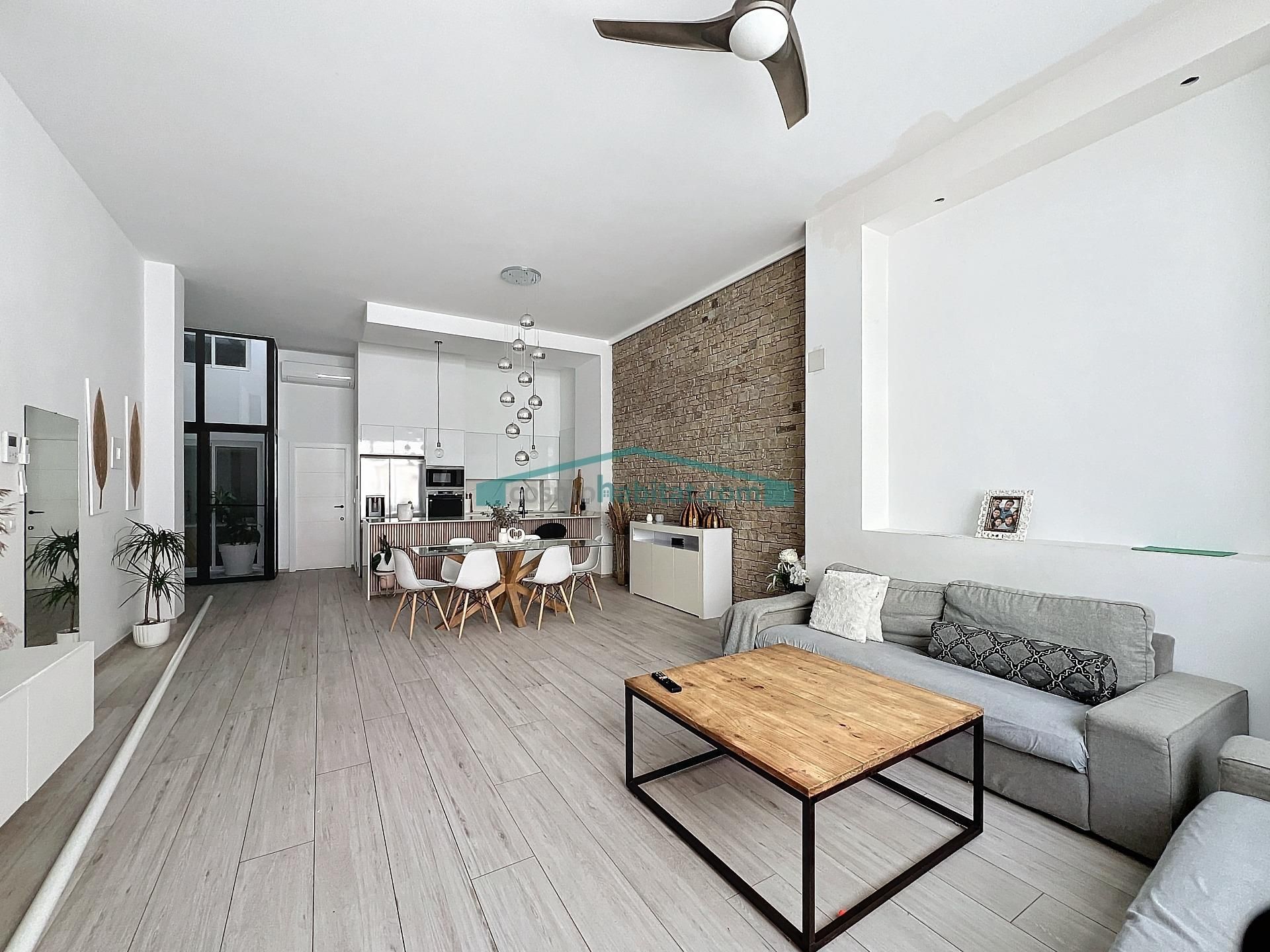 Living room of House or chalet for sale in Gandia  with Air Conditioner, Heating and Terrace