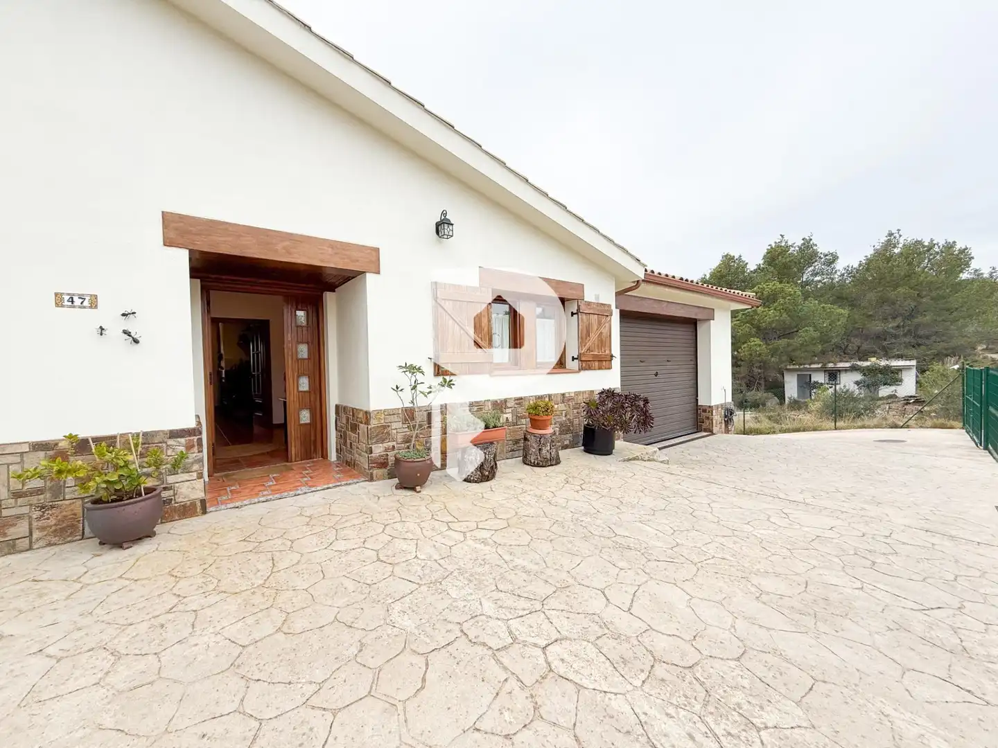 Exterior view of Houses for sale in Rubí  with Private garden, Terrace and Balcony