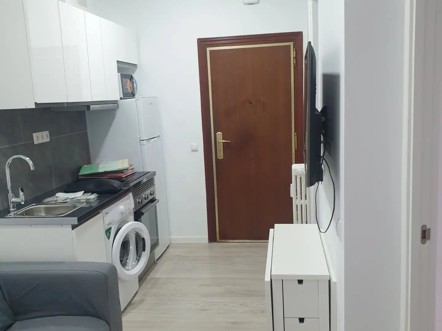 Cuina de Pis de lloguer en  Madrid Capital amb Aire condicionat
