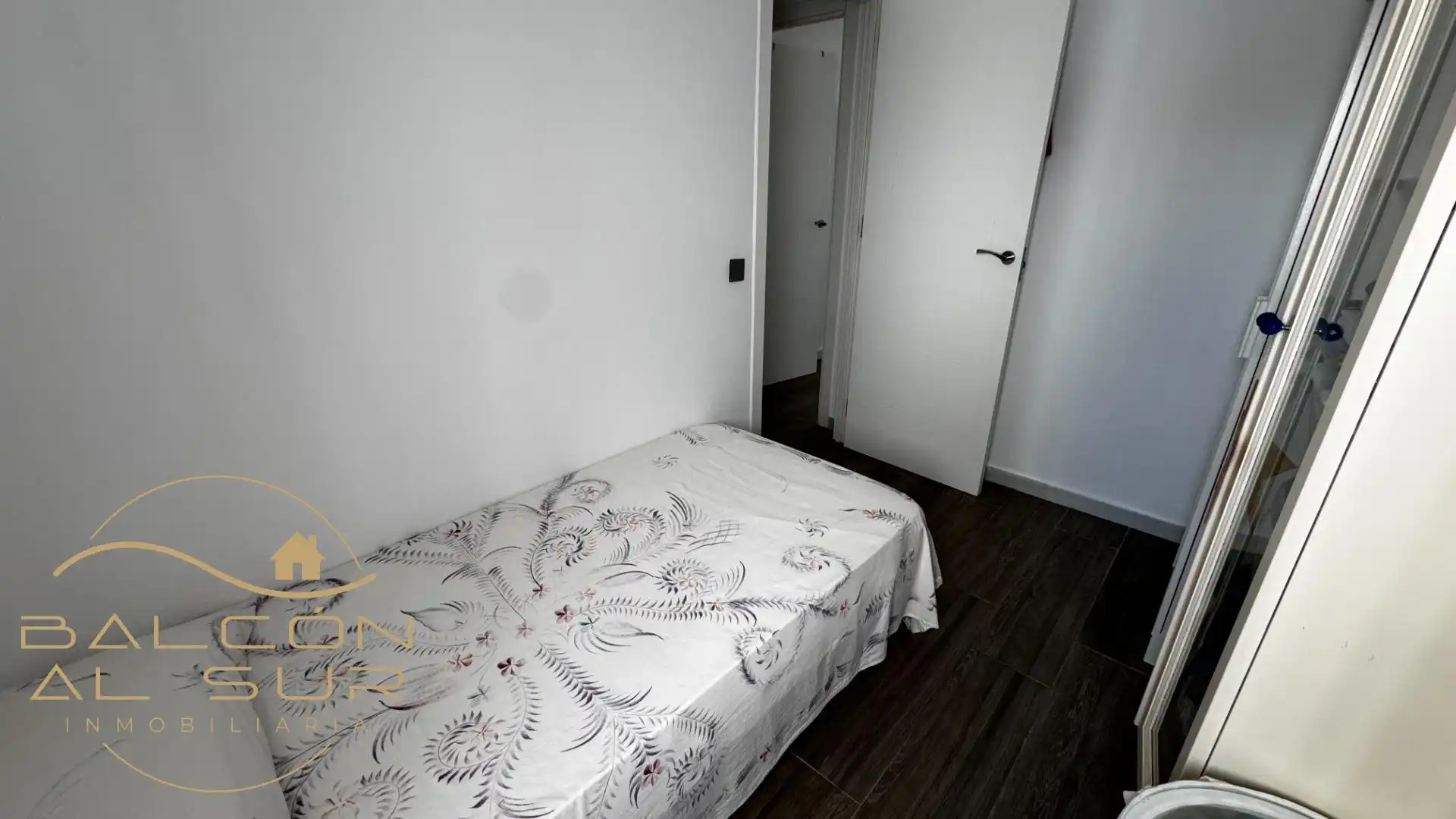 Dormitori de Pis en venda en Rota amb Aire condicionat i Terrassa