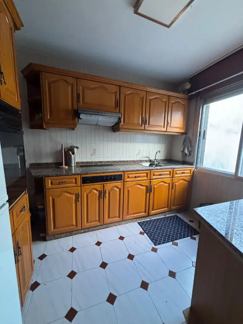 Cocina de Piso en venta en Ferrol con Amueblado, Horno y Lavadora