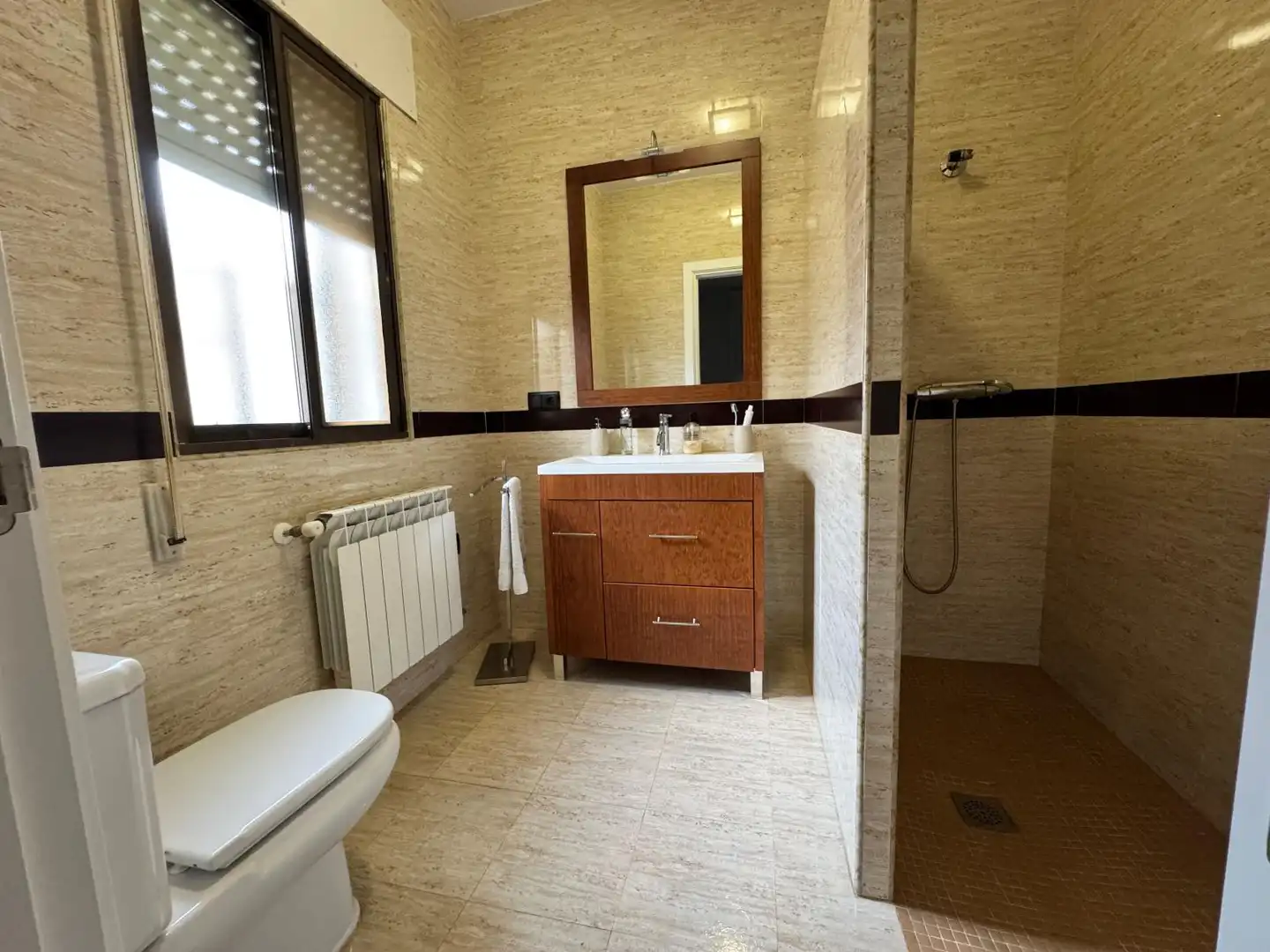 Baño de Casa o chalet en venta en Picón con Aire acondicionado, Calefacción y Terraza