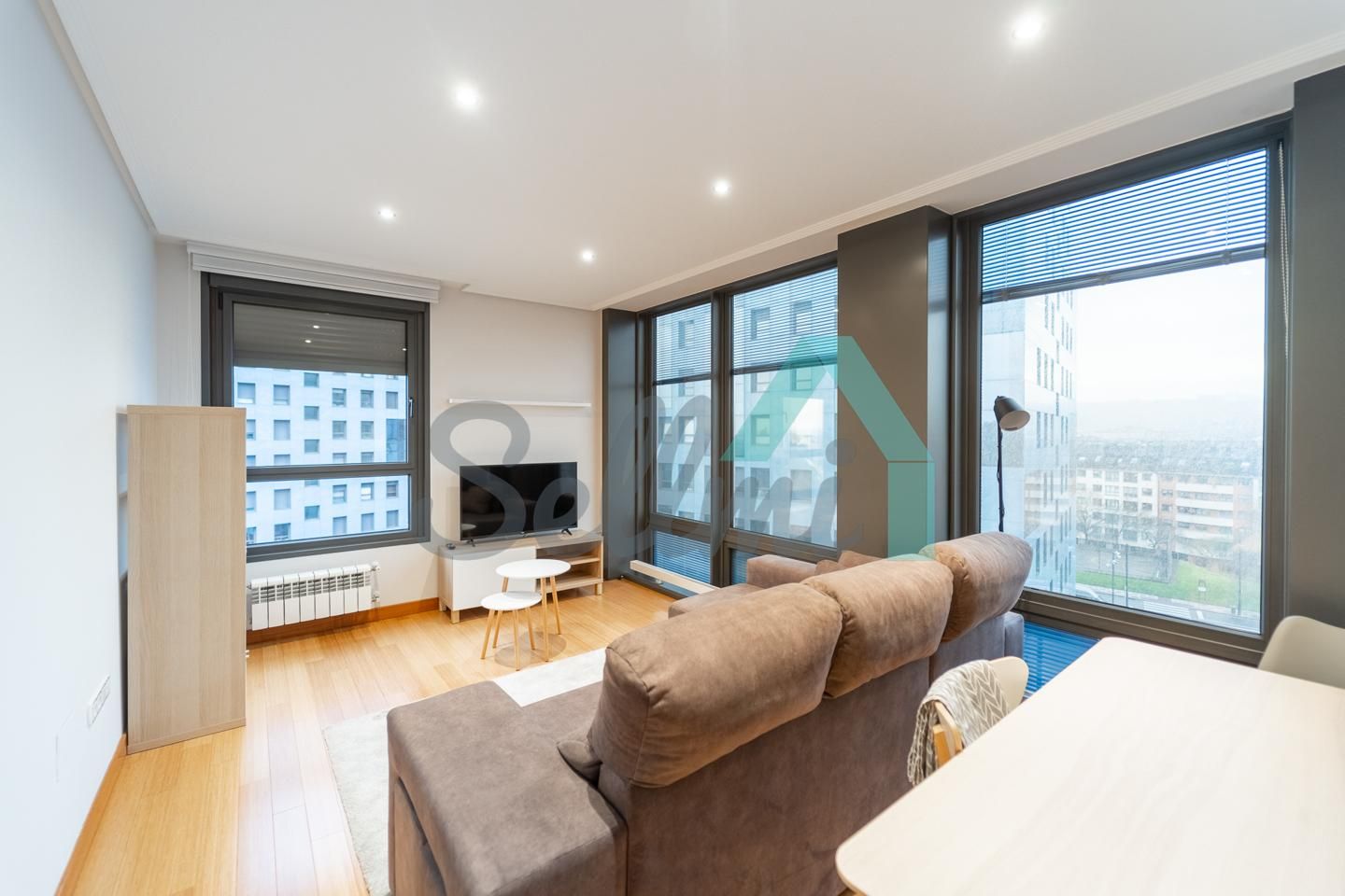 Sala de estar de Piso de alquiler en Oviedo  con Calefacción y Amueblado