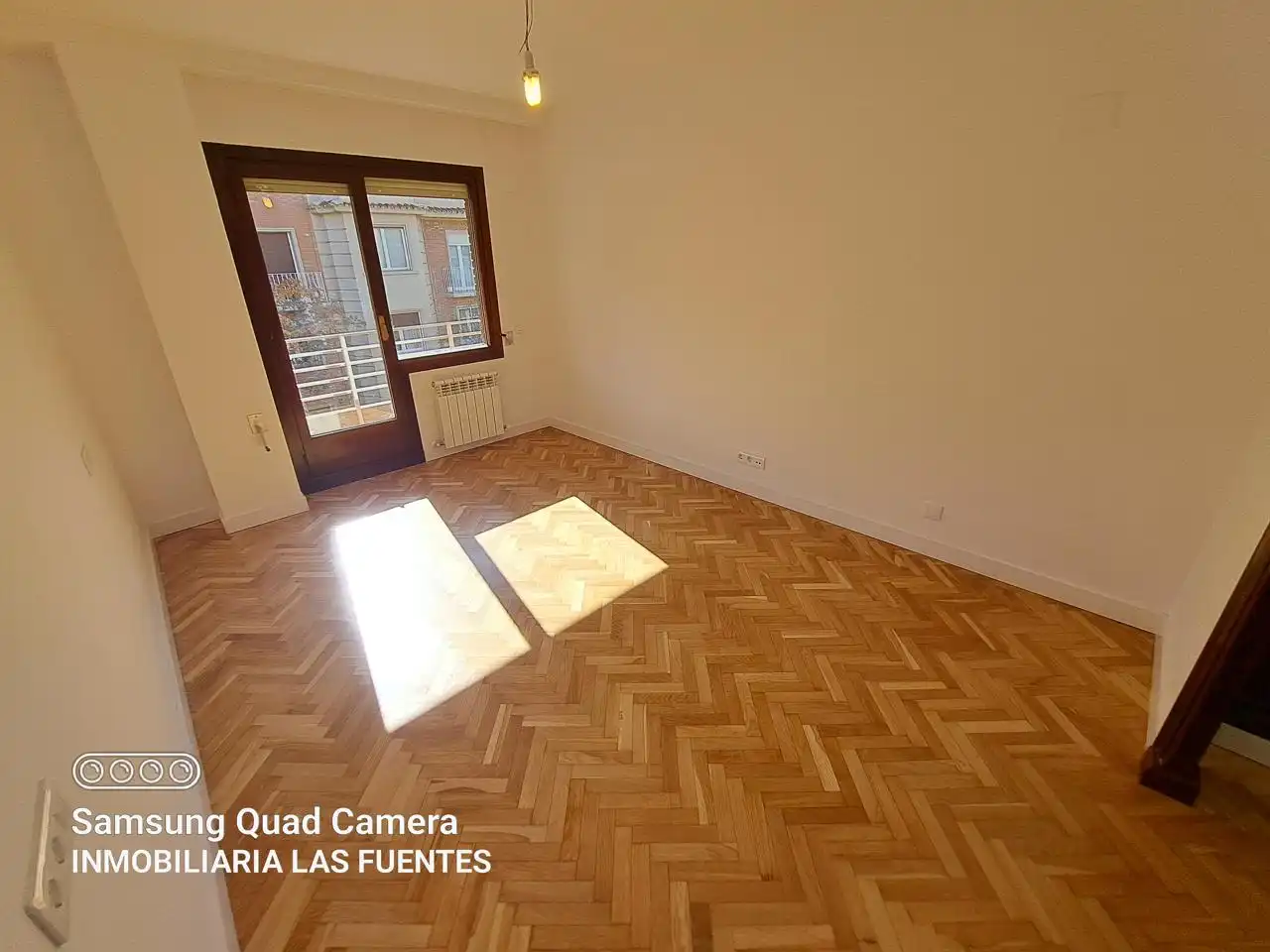 Sala de estar de Piso de alquiler en Zaragoza con Aire acondicionado, Calefacción y Terraza