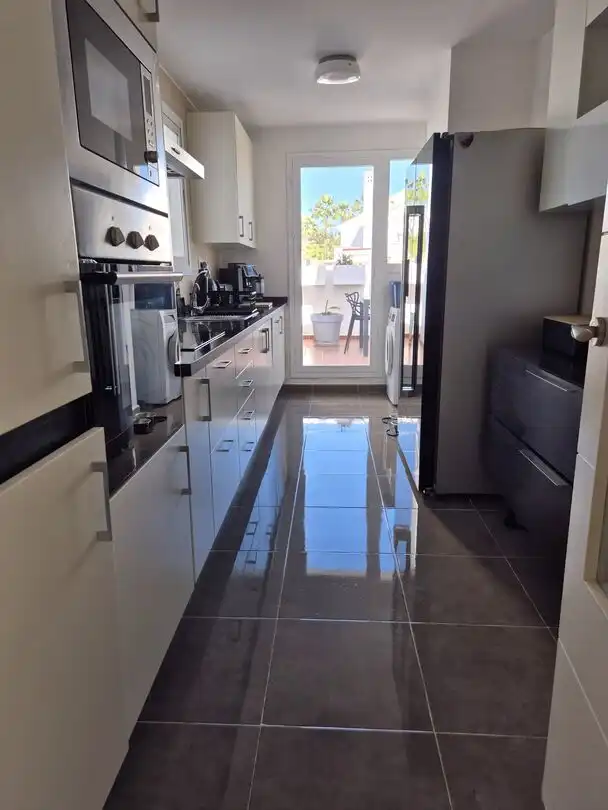 Cocina de Ático en venta en La Alcaidesa con Aire acondicionado, Calefacción y Terraza