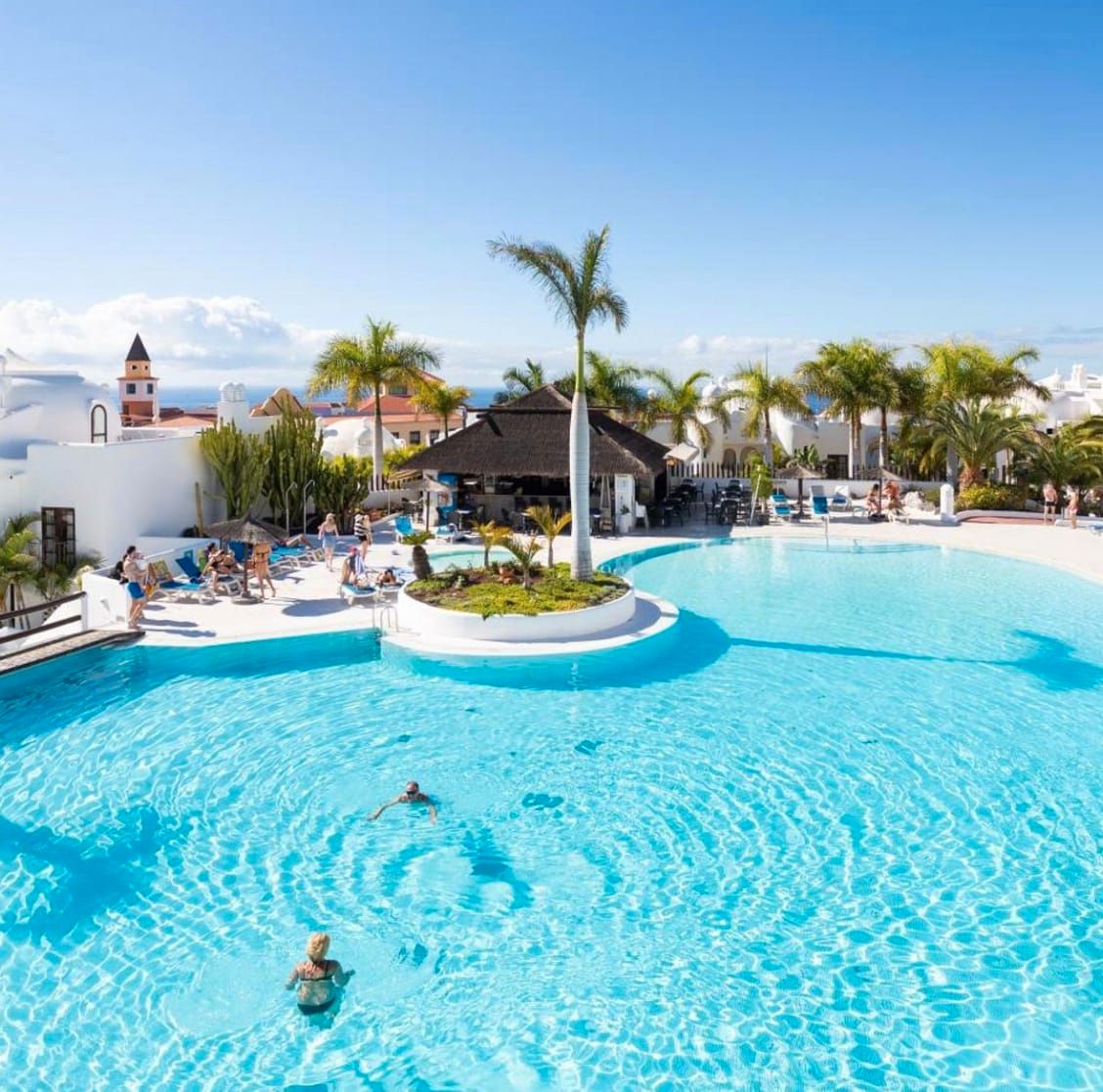 Piscina de Casa adosada en venda en Adeje amb Terrassa i Piscina comunitària