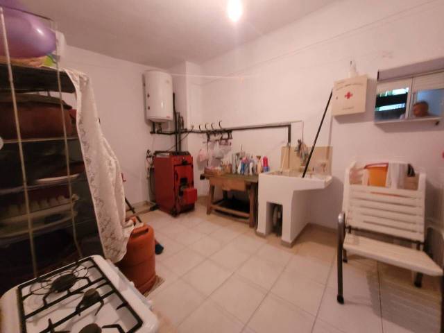 Casa-chalet en Venta en Baza