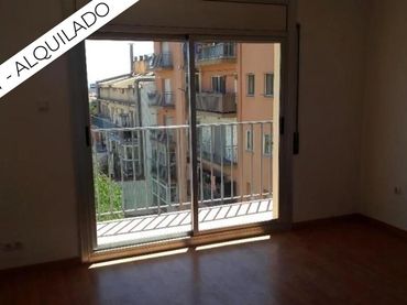 Apartment with lift for sale in Ponent