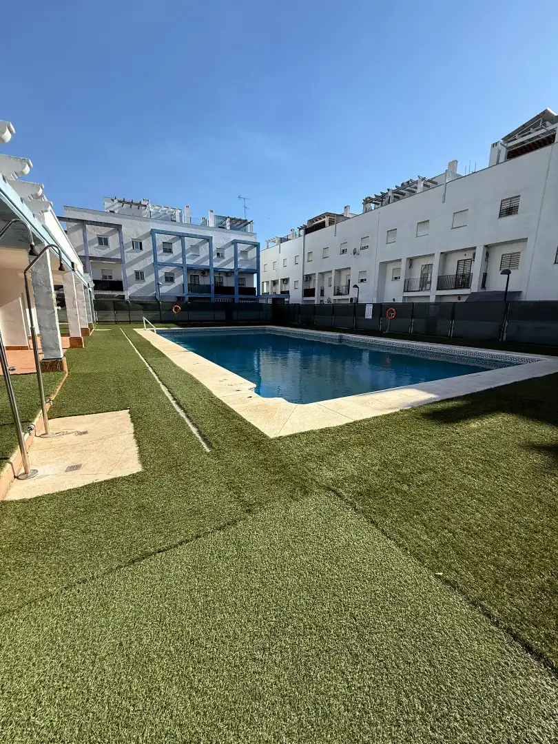 Adossat amb piscina en venda a Calle Vázquez Díaz, imagen 23