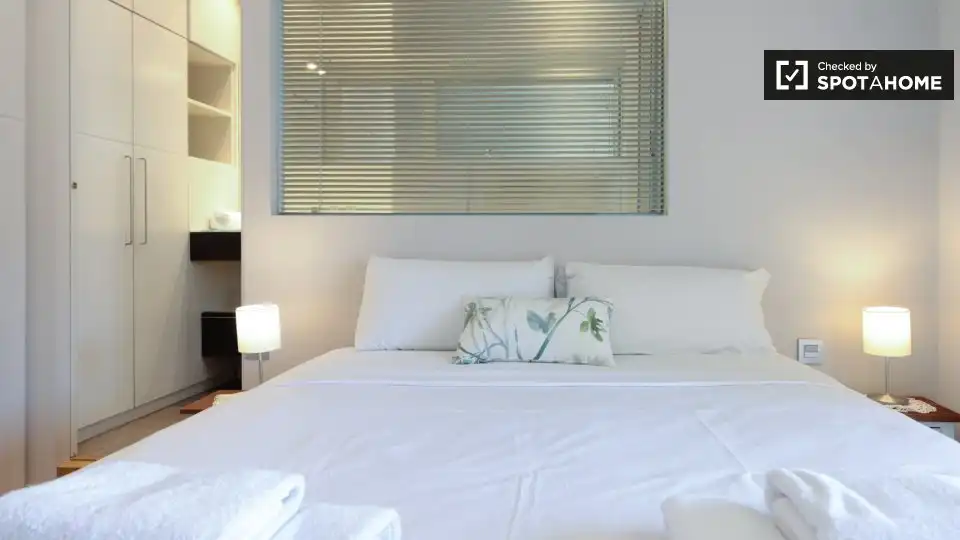 Appartamento con terrazza in affitto a Eixample, imagen 13