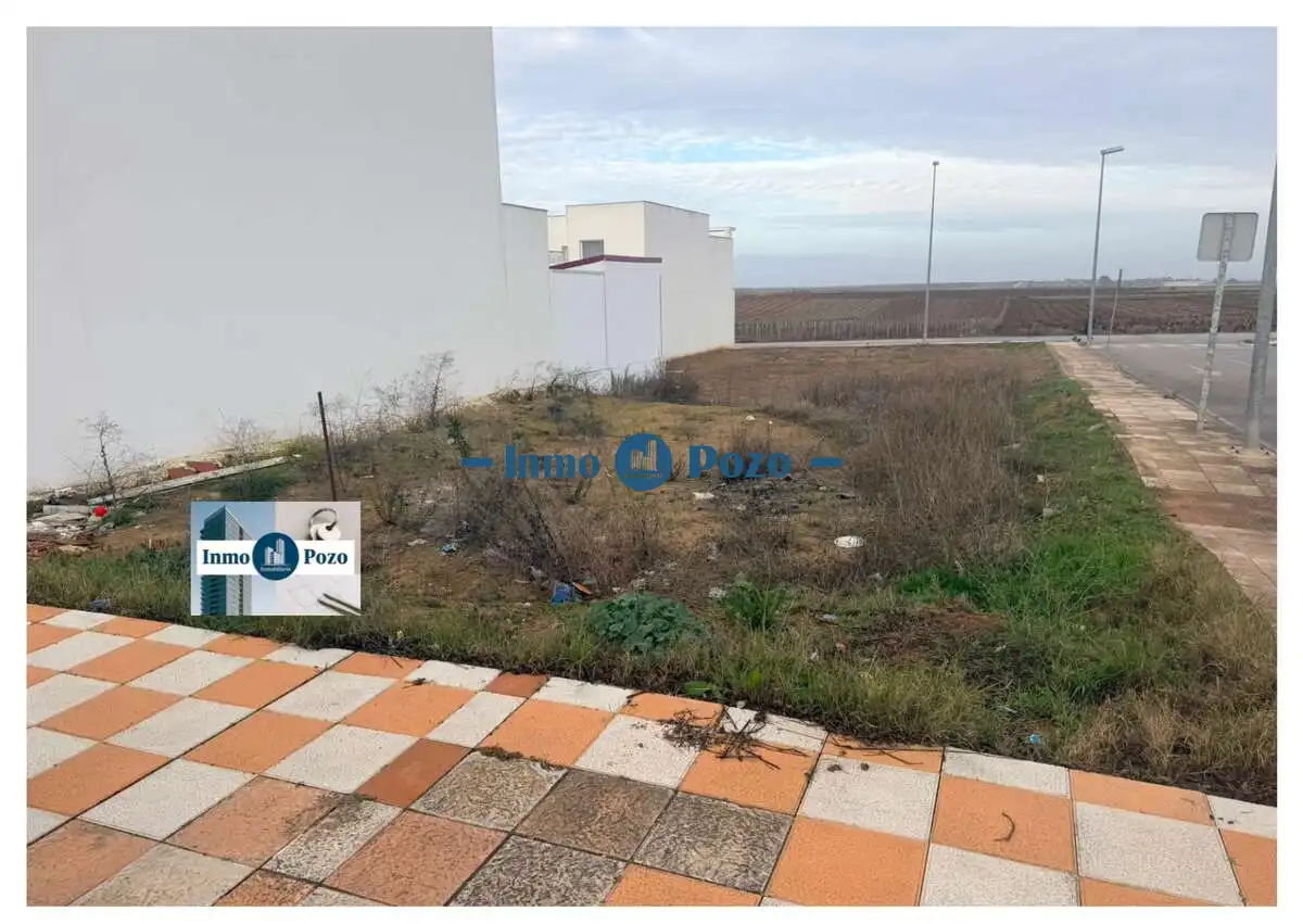 Terreni e lotti in vendita a avda juan pabón paredes