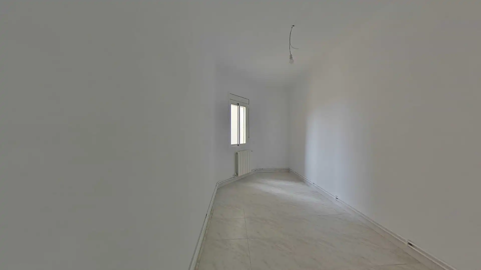 Habitación de Piso en venta en L'Hospitalet de Llobregat con Calefacción