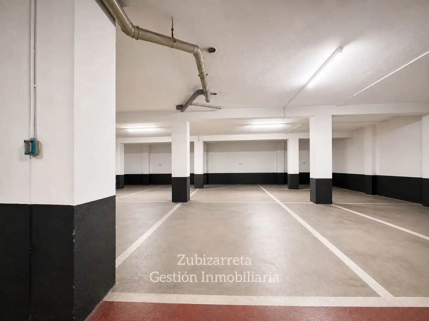 Parkplatz von Garage zum Verkauf in Zaldibar