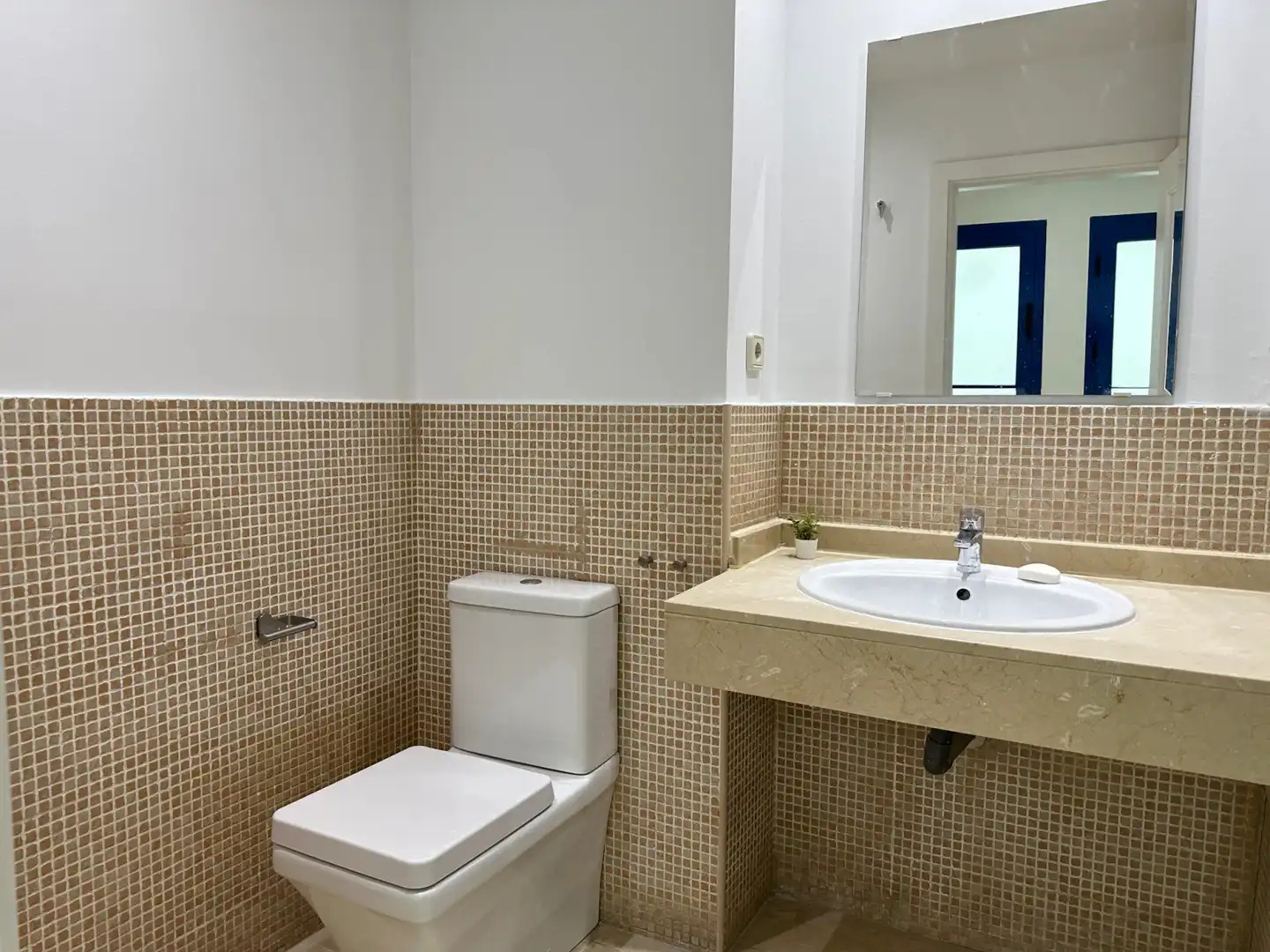 Bathroom of Flat for rent in Arganzuela