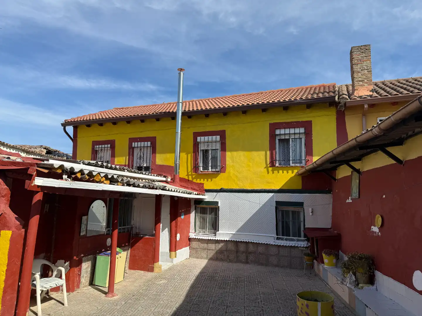 Vista exterior de Casa o xalet en venda en Villaturde amb Calefacció, Moblat i Forn