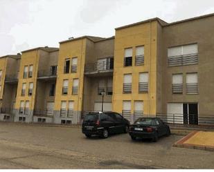 Exterior view of Duplex for sale in Horcajo de Santiago