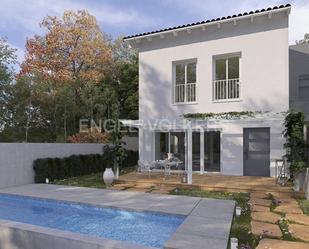 Single-family semi-detached for sale in  Madrid Capital  with Air Conditioner, Heating and Private garden