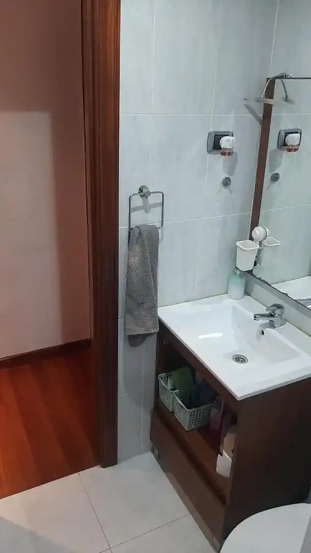 Badezimmer von Wohnung zum Verkauf in Barakaldo 