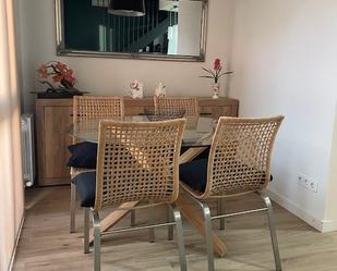 Menjador de Apartament de lloguer en Palamós amb Calefacció, Terrassa i Moblat