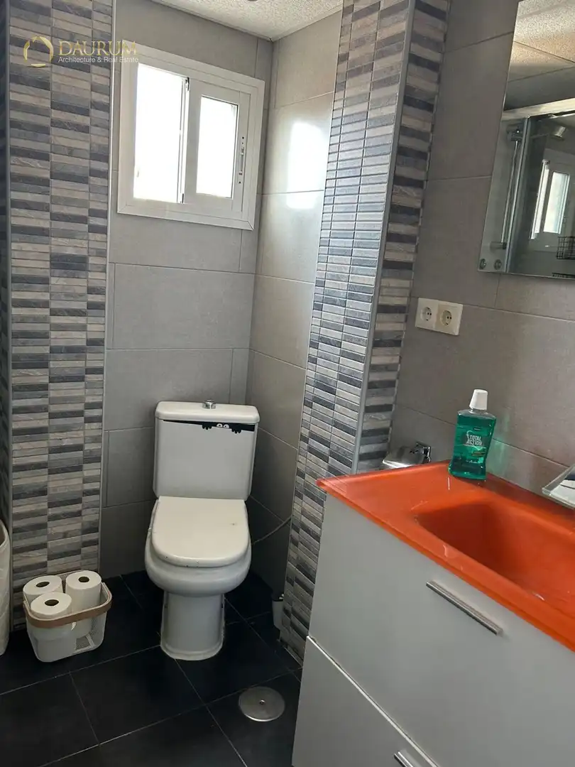 Baño de Piso en venta en Sevilla con Aire acondicionado