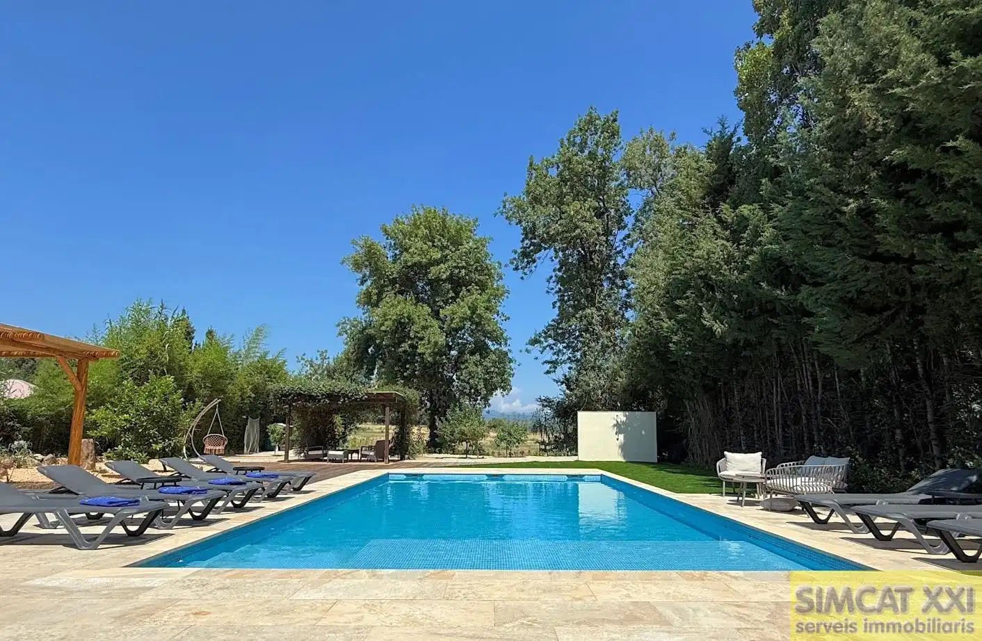 Casa amb piscina en venda a Navata, imagen 3