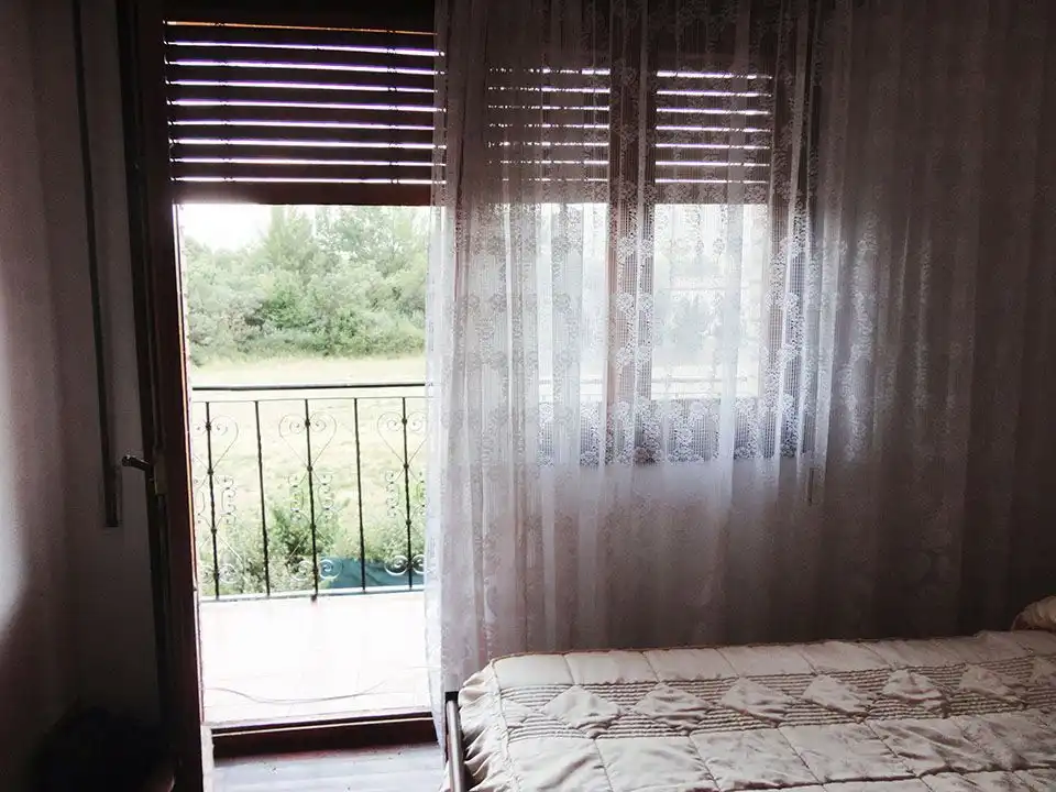Dormitori de Casa o xalet en venda en Mambrillas de Lara amb Jardí privat