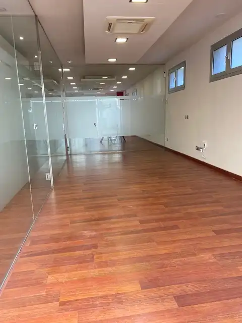Local comercial de lloguer a Carrer de Baix, imagen 2