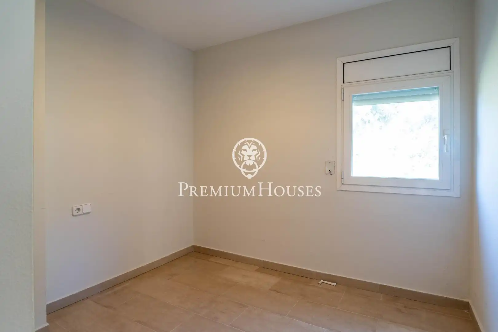 Attic for sale in Sitges  with Heating, Private garden and Terrace