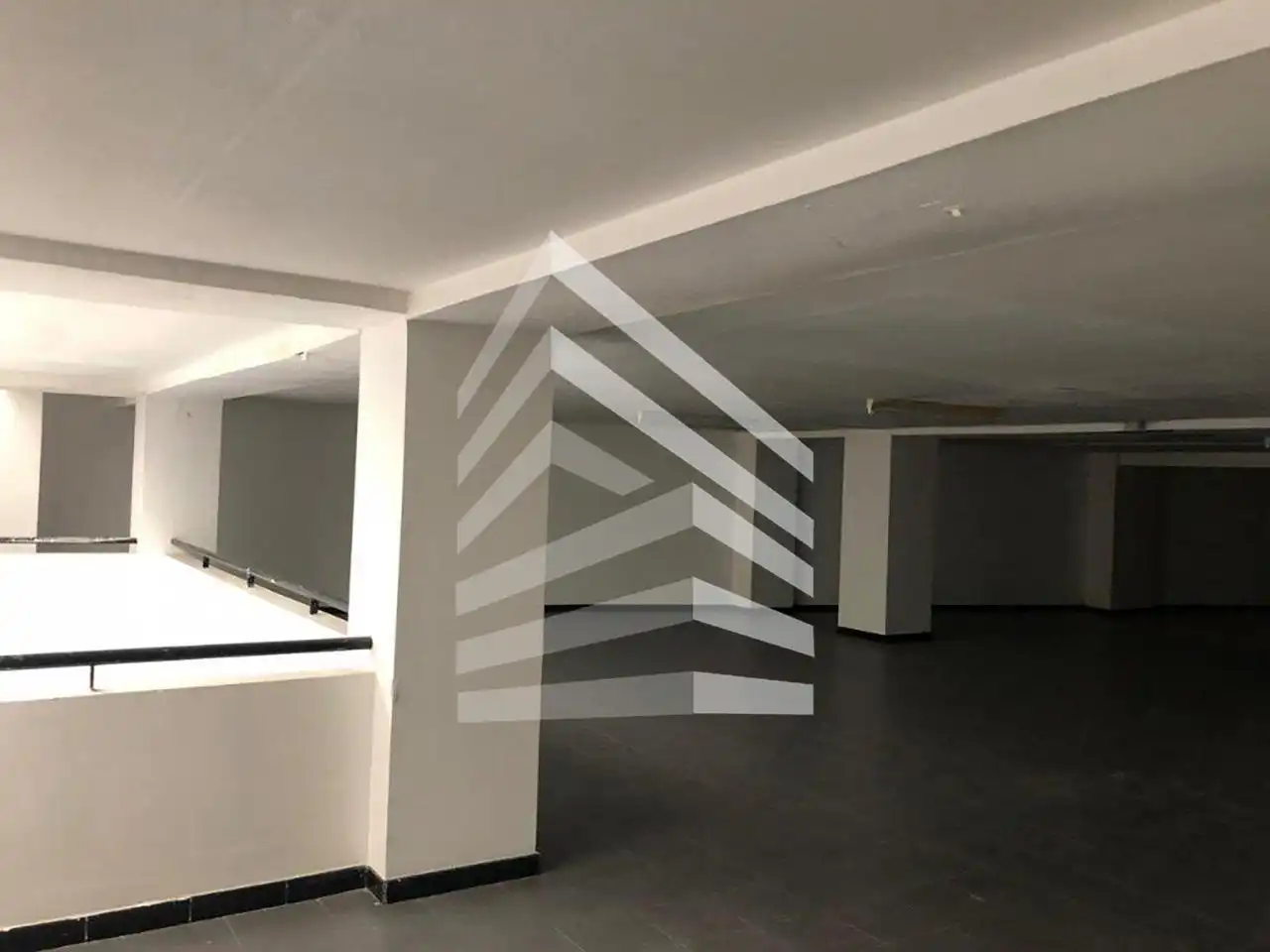Locale commerciale in vendita a Maragall