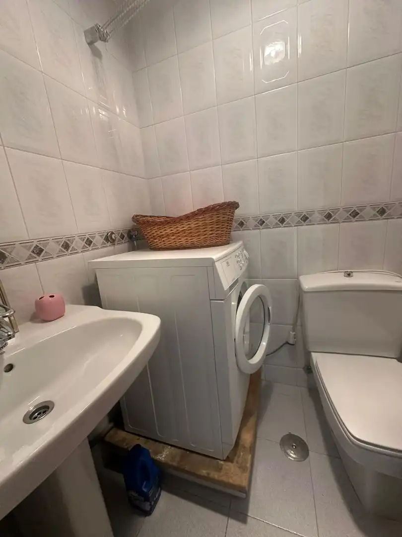 Baño de Piso en venta en León Capital  con Calefacción, Terraza y TV