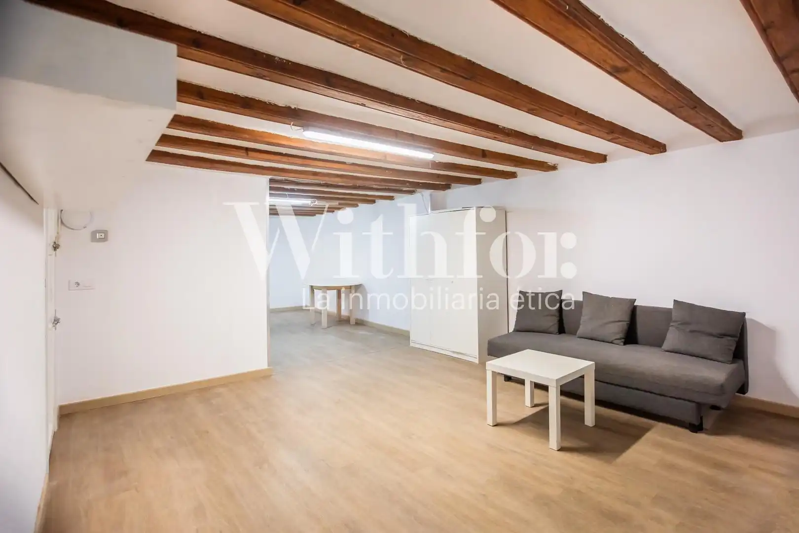Sala de estar de Planta baja en venta en Barcelona con Aire acondicionado, Parquet y Balcón