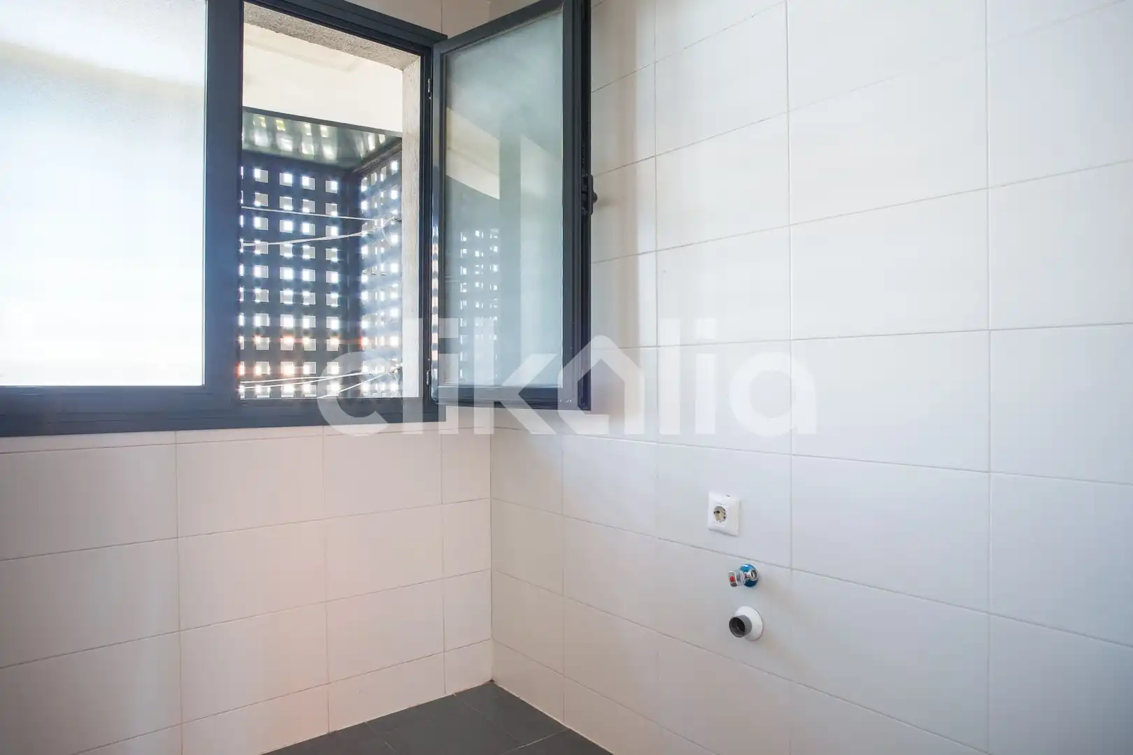 Baño de Piso en venta en Torrejón de Ardoz con Calefacción, Terraza y Trastero