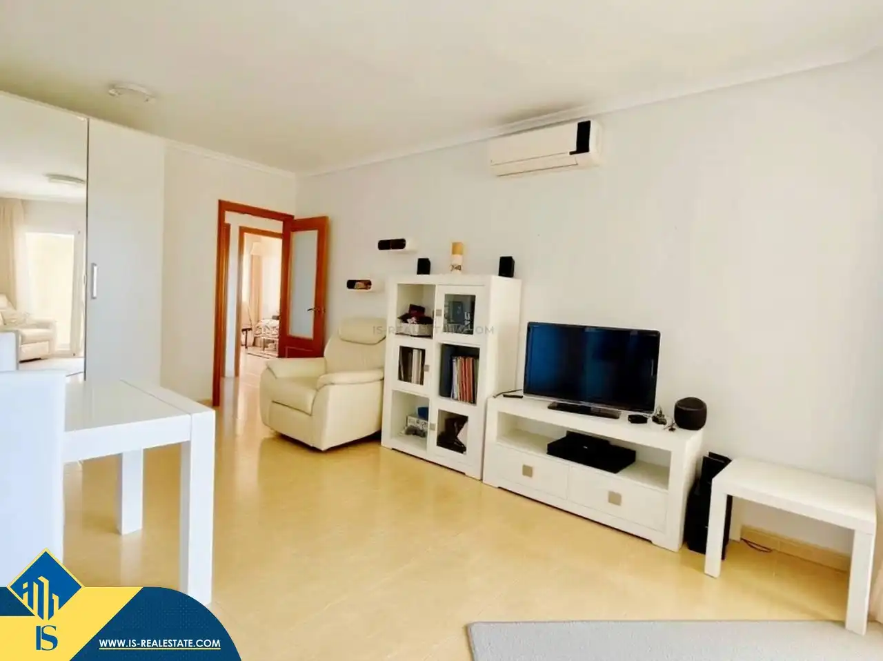 Sala d'estar de Àtic de lloguer en Orihuela amb Aire condicionat, Terrassa i Moblat