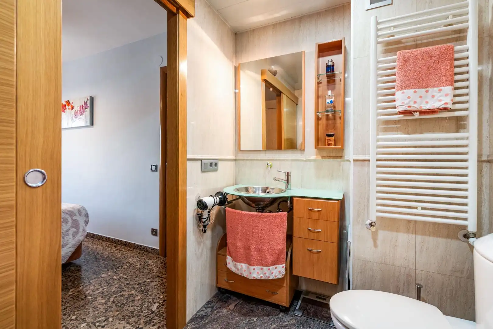 Bathroom of Flat for sale in Viladecans  with Air Conditioner, Heating and Terrace