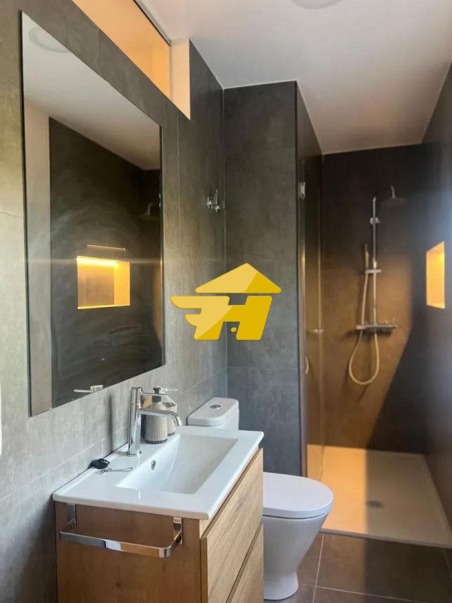 Bathroom of Study to rent in  Córdoba Capital  with Air Conditioner and Furnished