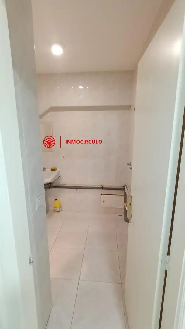 Baño de Local de alquiler en Burgos