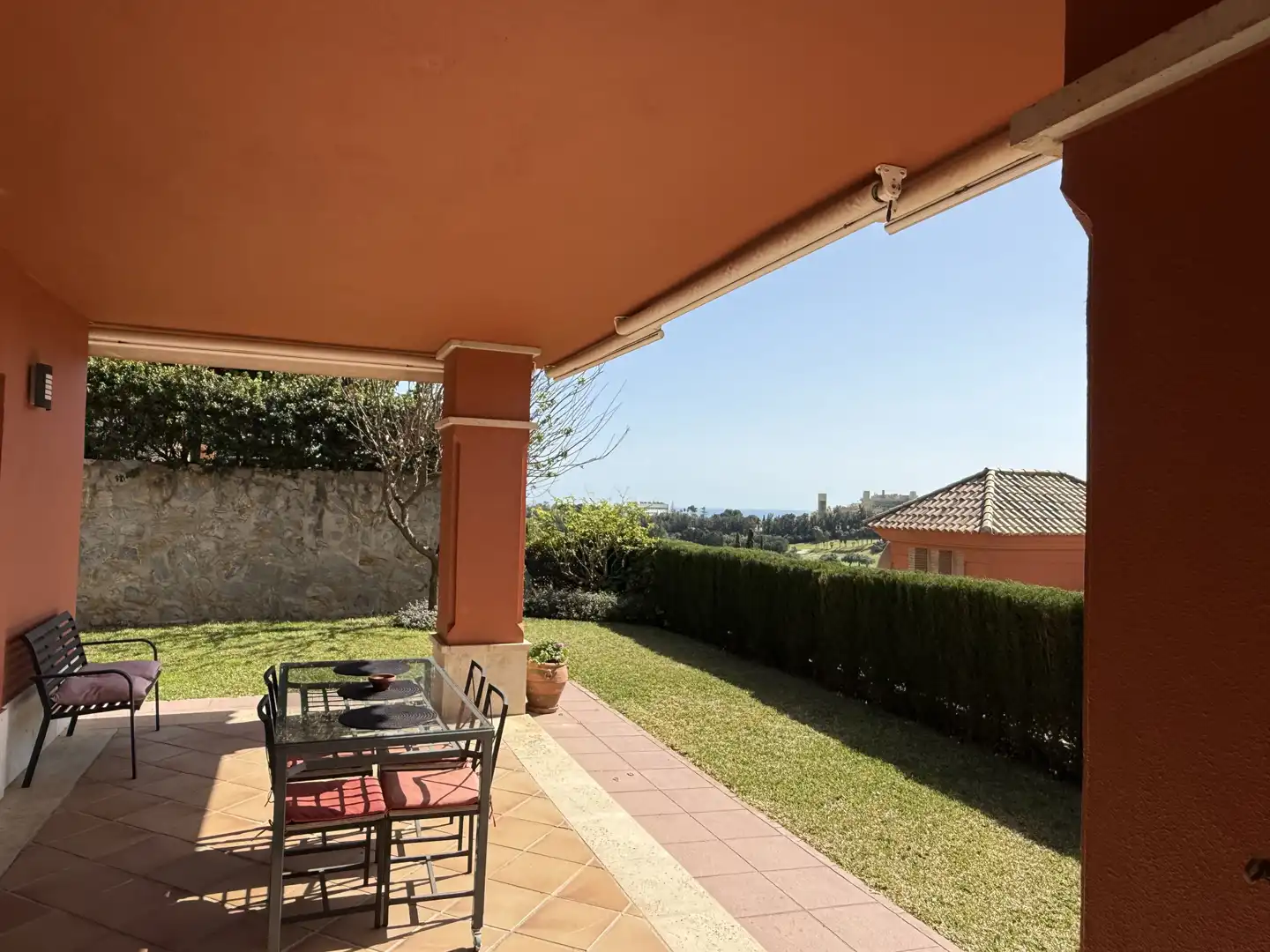 Terrassa de Casa adosada de lloguer en Marbella amb Aire condicionat, Calefacció i Jardí privat