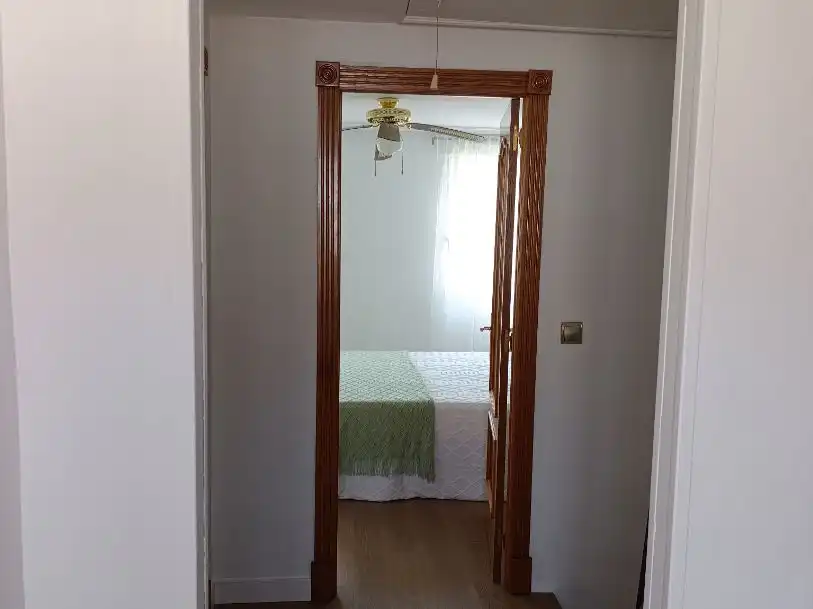 Dormitori de Casa o xalet en venda en Burgos Capital amb Terrassa
